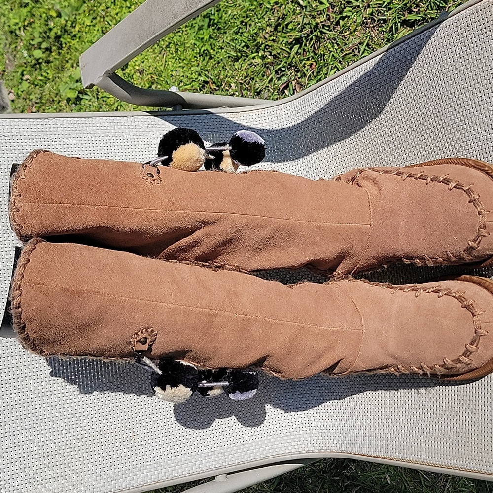JUICY COUTURE SUEDE BOOTS - Picture 1 of 10
